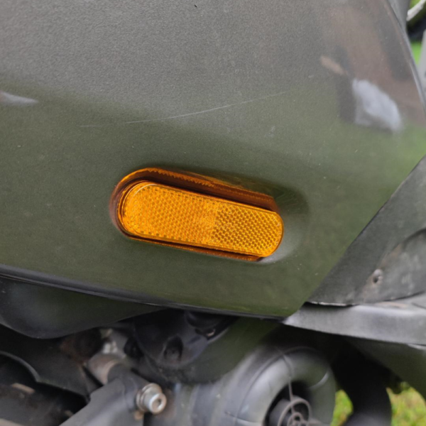 Piaggio Zip oranje reflectoren zijkappen SP kappenset